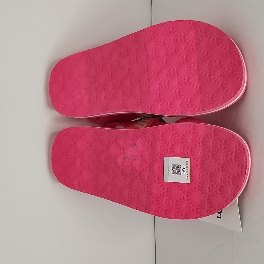 UGG Zuma sling slide sandals (new) - Picture 7 of 7